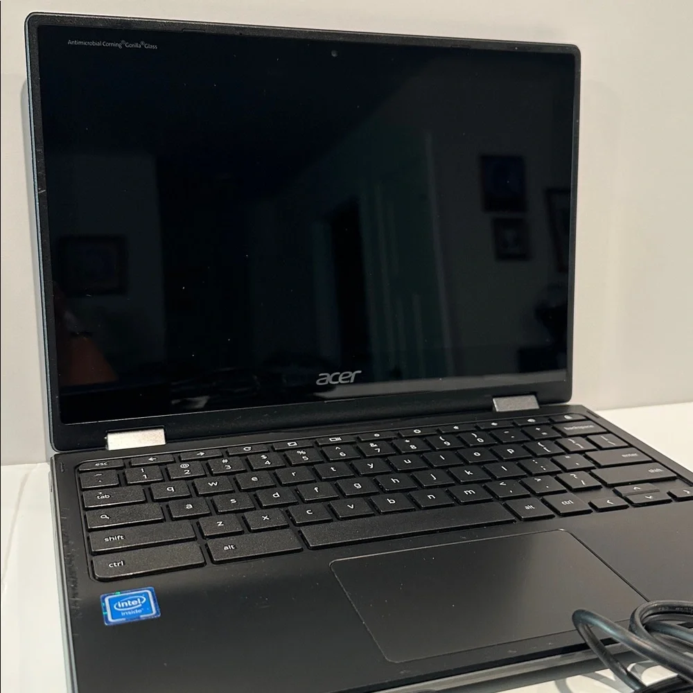 Tested and Functioning ACER Black Chromebook T752T WiFi 4GB 32GB 2021.